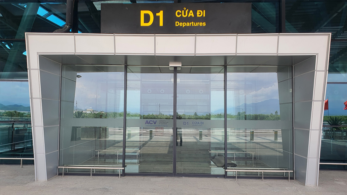Departures Entrance